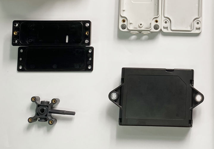 custom insert molding parts