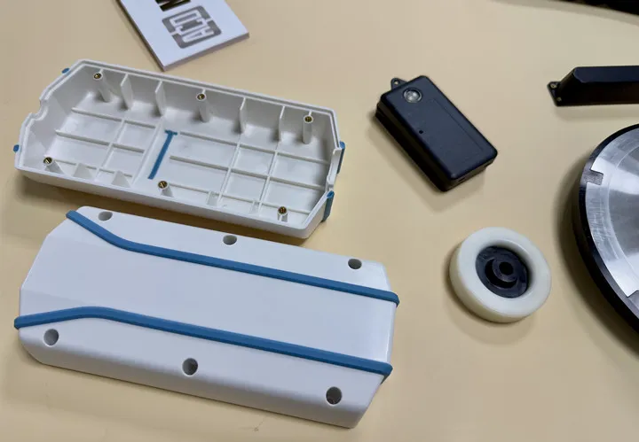 Overmolding and Insert Molding
