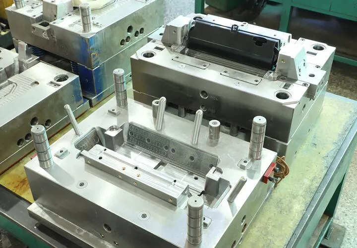 P03 2 Customized Mold